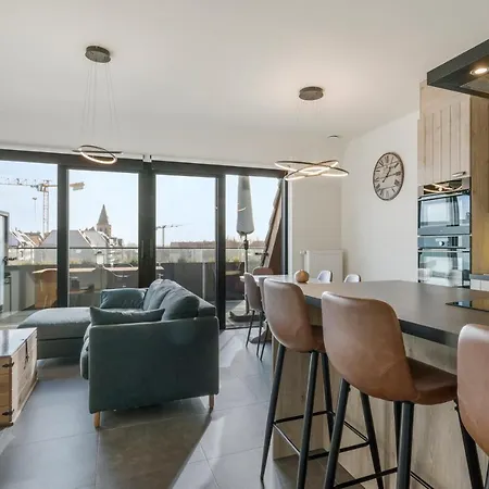 Frances - Vlakbij Het * Миделкерк