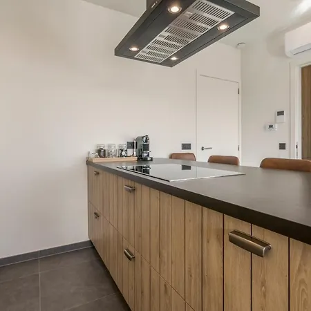 Frances - Vlakbij Het Διαμέρισμα *